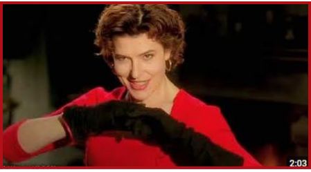 You are currently viewing Fanny Ardant: The Unstoppable Force of French Cinema